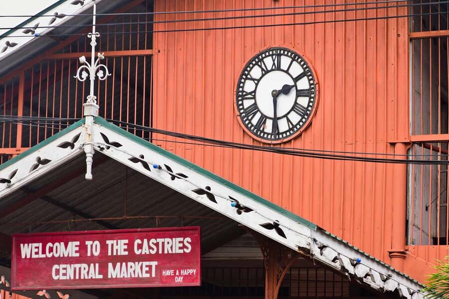 Castries: Guided City Architecture and Castries Market Tour - Castries through its market and old buildings