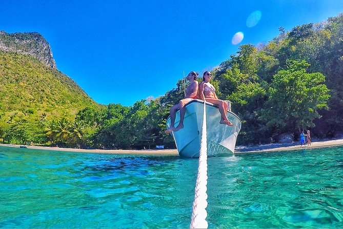 Dash and Splash Snorkel Adventure St Lucia - Why the private format changes the value