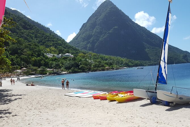 Discover Saint Lucia - Creole lunch and Hummingbird Beach