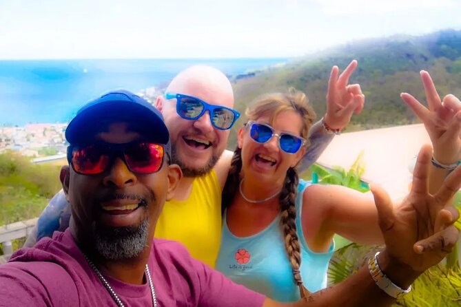 Gros Piton Hike with Dannyboy & Co. - Reaching the summit and the possible second viewpoint