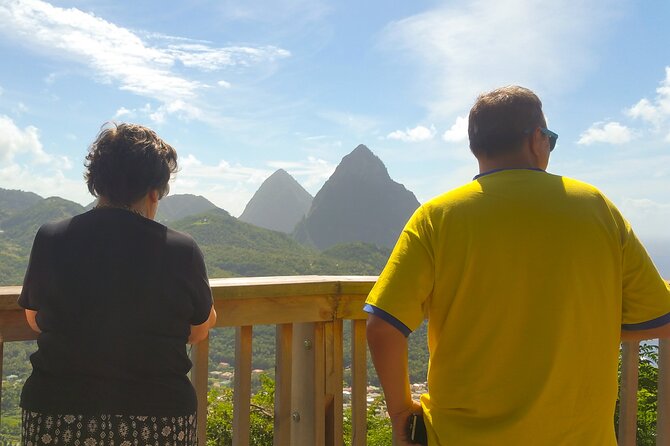 Hewanorra Airport Transfer to Soufriere - Comfort, luggage, and group size