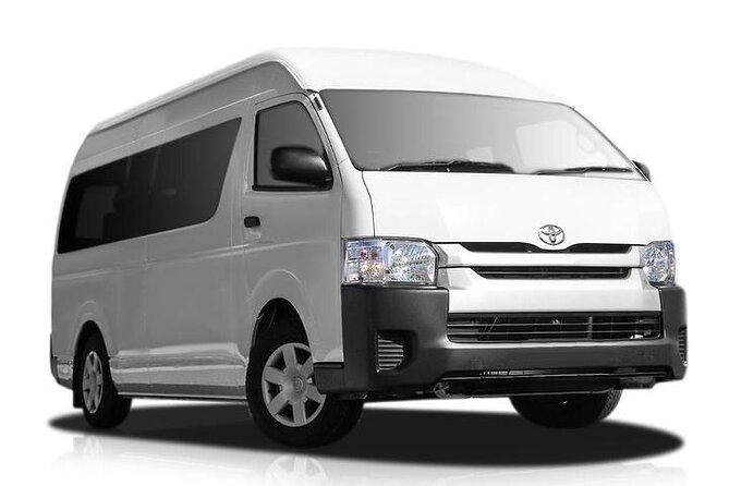 Hewanorra International Airport Shared Transfer Roundtrip - From Hewanorra arrivals to the gray airport kiosk