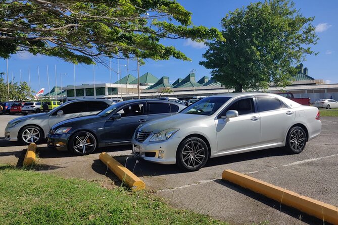 International Airport (UVF) Transfers & Fast track VIP Service(Roundtrip) - A private ride from UVF to your resort
