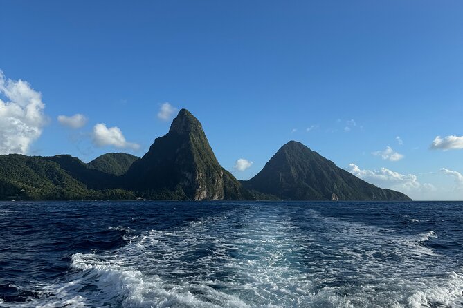 Private All-Inclusive Sea and Land Tour in St Lucia - Cruising south toward the Pitons