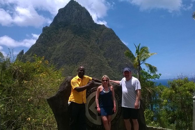 Private Gros Piton Hike in St Lucia - Meeting the guide and starting the trail