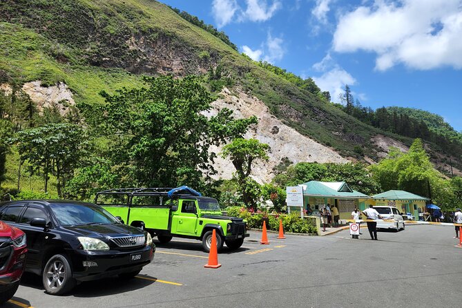 Private La Soufriere Drive-In Volcano Minibus Tour St Lucia - Who should book this St Lucia volcano tour?