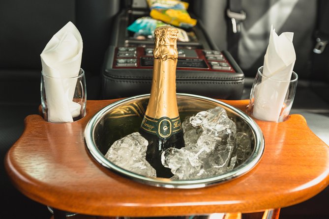 Private Luxury Transfer - Round Trip (Hewanorra International Airport UVF) - Your St. Lucia welcome begins after customs