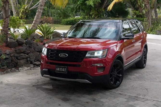 Private Round Trip Airport (UVF) Transfer: Luxury SUV - Fast Track help at the airport