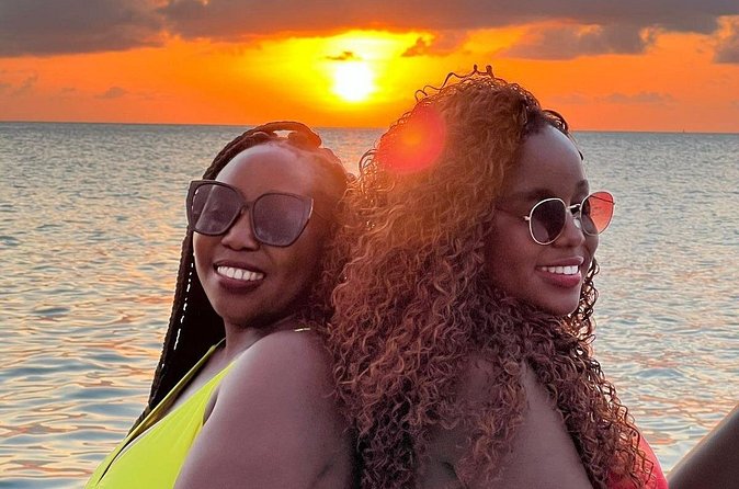 Private Sunset Cruise in St. Lucia - Drinks, music, and the right evening mood