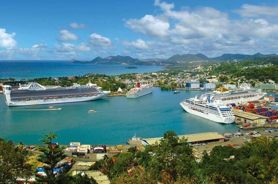Saint Lucia Island Tour All Inclusive With Lunch - Sulphur Springs: a short mud bath with a big setting