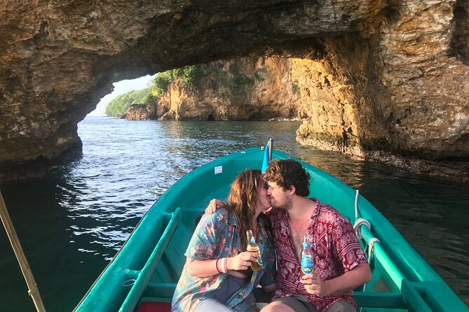 Shashamane experience private boat charter Marigot bay st lucia - Key points at a glance