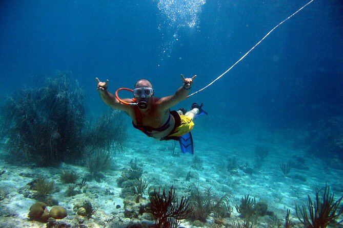 SNUBA Saint Lucia - Getting used to the regulator