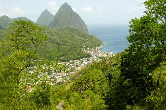 Soufriere Island Delight - Sulphur Springs and the drive-in volcano