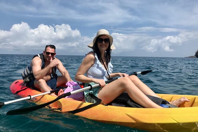 Splash Adventure Jeep and Kayak Safari - Roseau Beach and the 30-minute refreshment break