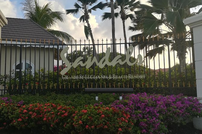 St Lucia Airport Transfer Hewanorra (UVF) to SANDALS Grande - Regency - Halcyon - The drive from UVF to Sandals Grande, Regency, or Halcyon