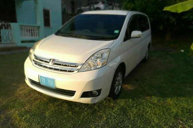 St Lucia Airport Transfer to ANY Bay Gardens location - How the service handles special moments