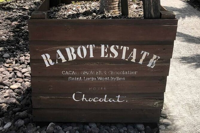 St Lucia Airport Transfer to Hotel Chocolat - Meeting your driver at Hewanorra Airport