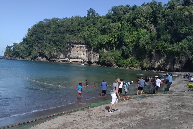 St. Lucia Island Short Tour - Marigot Bay: the scenic centerpiece