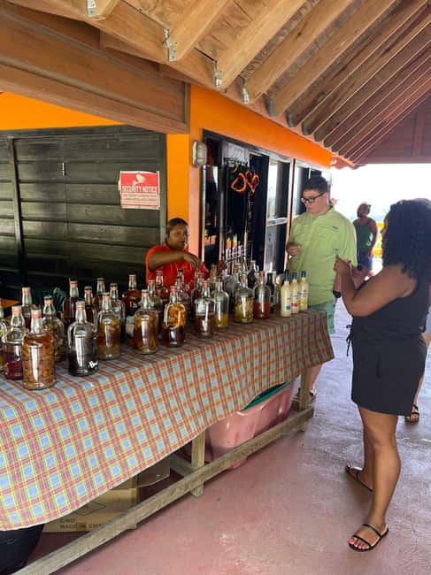 St. Lucia: Rum Distillery and Chocolate Making Experience - Who will enjoy this St. Lucia outing