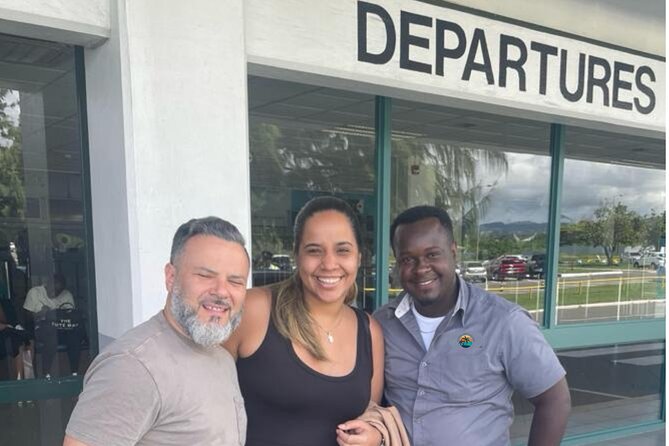 St Lucia Shuttle Taxi Service - A private St Lucia transfer, not a fixed sightseeing route