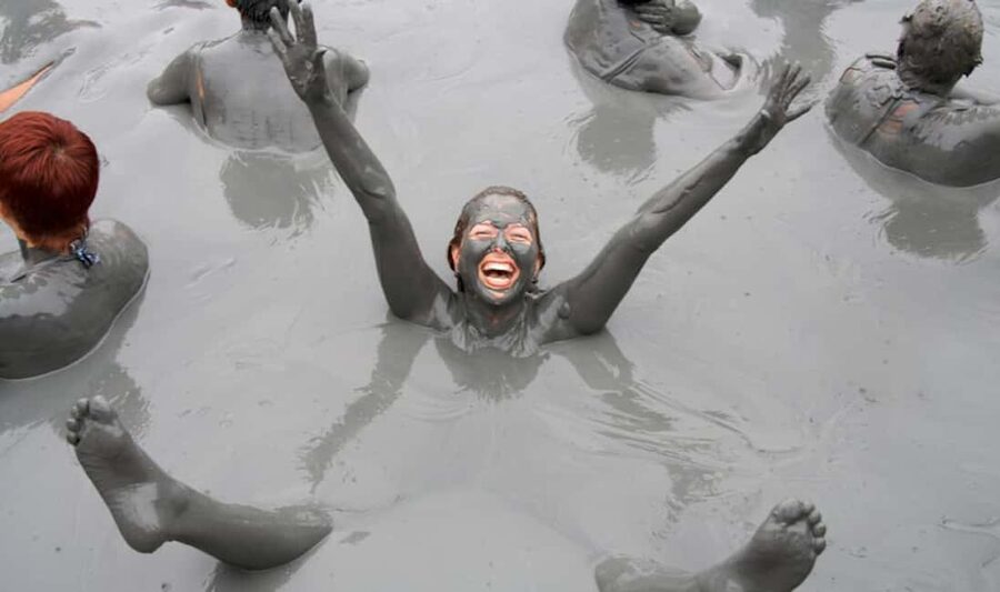St. Lucia: Sulphur Springs Mud Bath and Toraille Waterfall - The Sulphur Springs mud bath is the main event