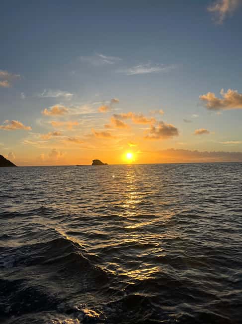 St. Lucia: Sunset Cruise, best way to end a day in paradise - Leaving Rodney Bay for the evening