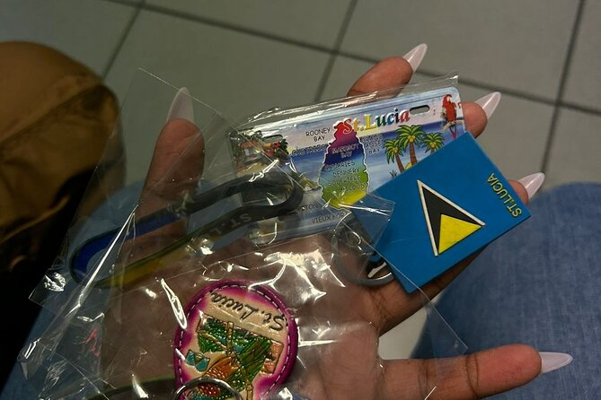 St. Lucia UVF Airport Transfers - Roundtrip with Free Souvenirs - A calm landing at Hewanorra Airport